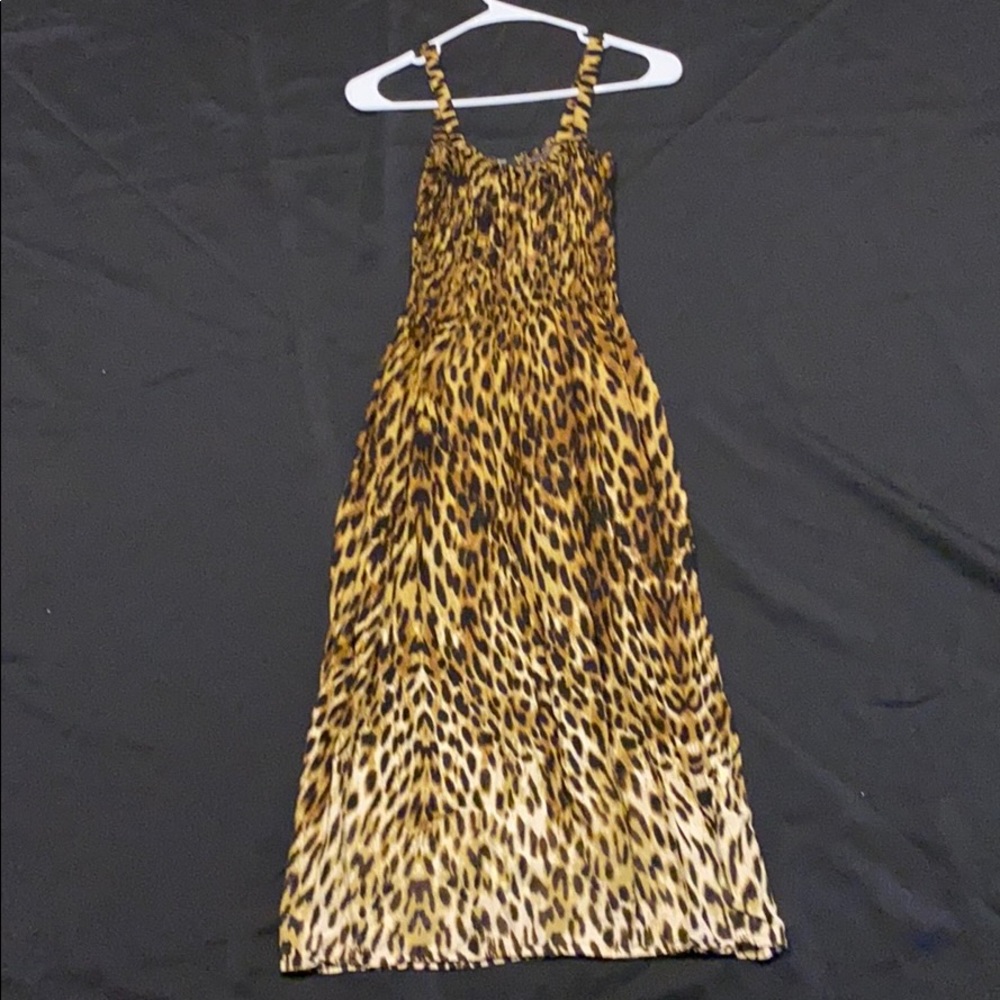 Dress - Picture 3 of 4